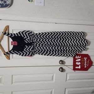 Heartsoul Black/Ivory Chevron Dress in Size  XS
